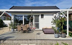 House Kalmia