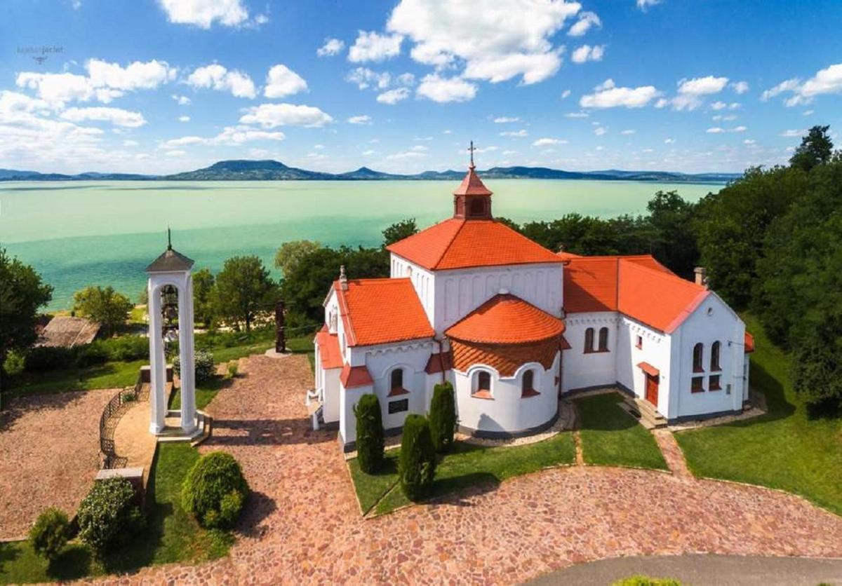 Willa House Kalmia Fonyód Zewnętrze zdjęcie